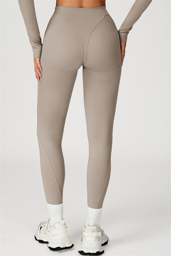 The Conquer T-shirt Leggings 2-Piece Set