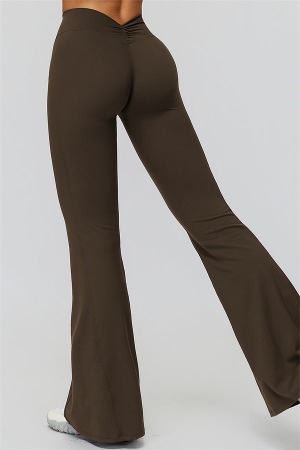 The Fyra Sports Bra Flared Leggings 2-Piece Set