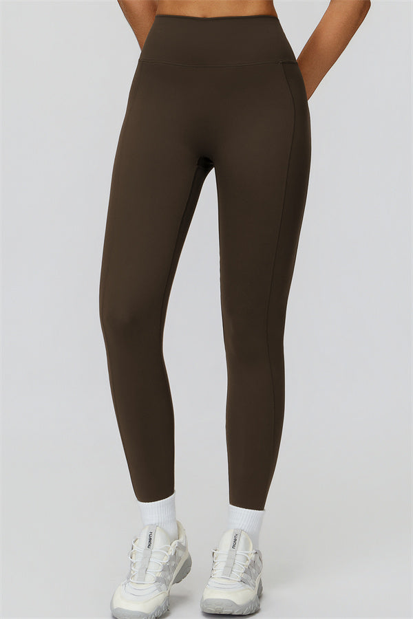 The Fyra Crop Tank Leggings 2-Piece Set