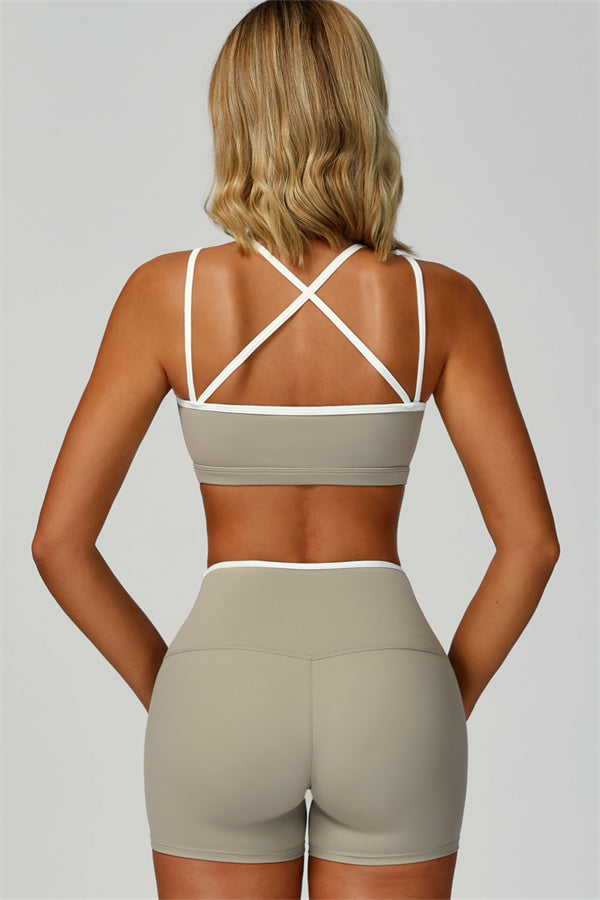 The Quest Sports Bra Shorts 2-Piece Set Beige