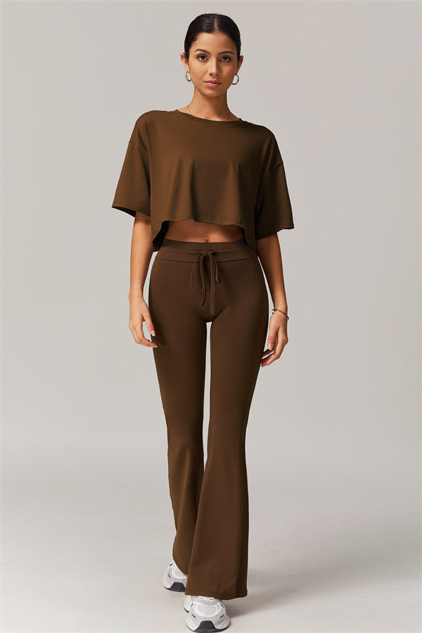 The Resonate T-shirt Flared Leggings 2-Piece Set Taupe