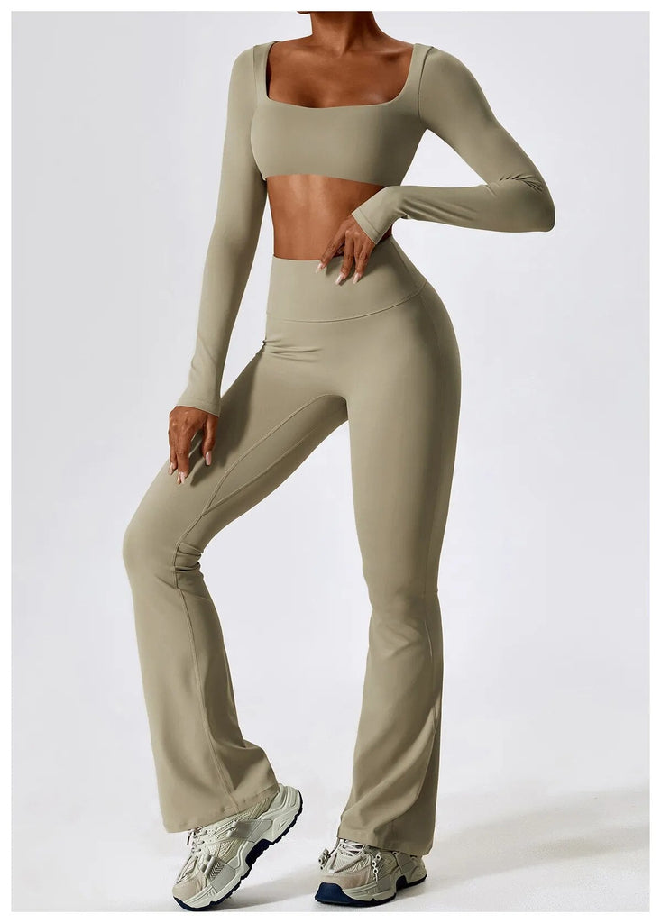 Daisy Longsleeve Top & Flared Set